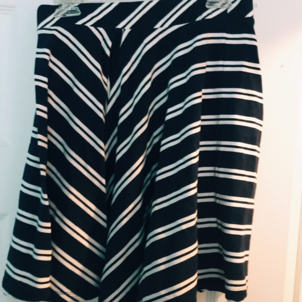 So Brand Skirt